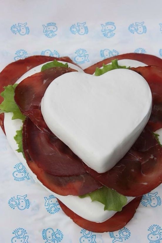 Bellopede &amp; Golino, cuore di mozzarella