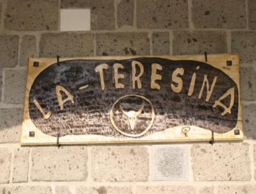 Caseificio La Teresina, insegna in legno
